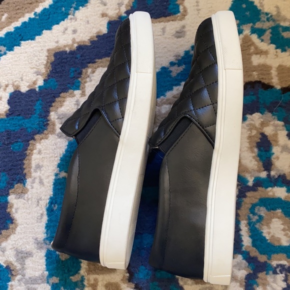 A New Day black slip on sneakers size 8.5 women’s - Picture 5 of 8